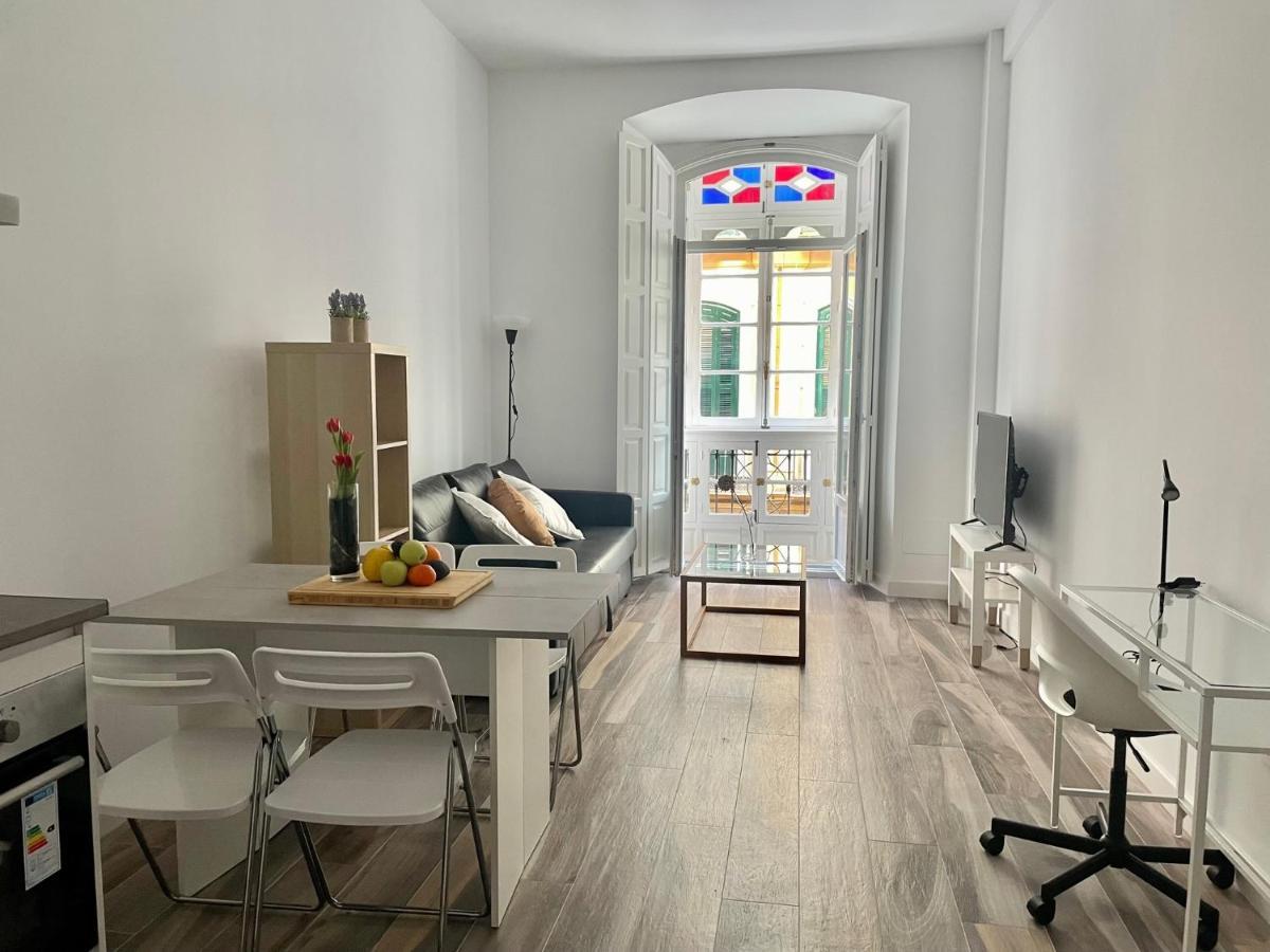 Cool Home Malaga City Center ภายนอก รูปภาพ